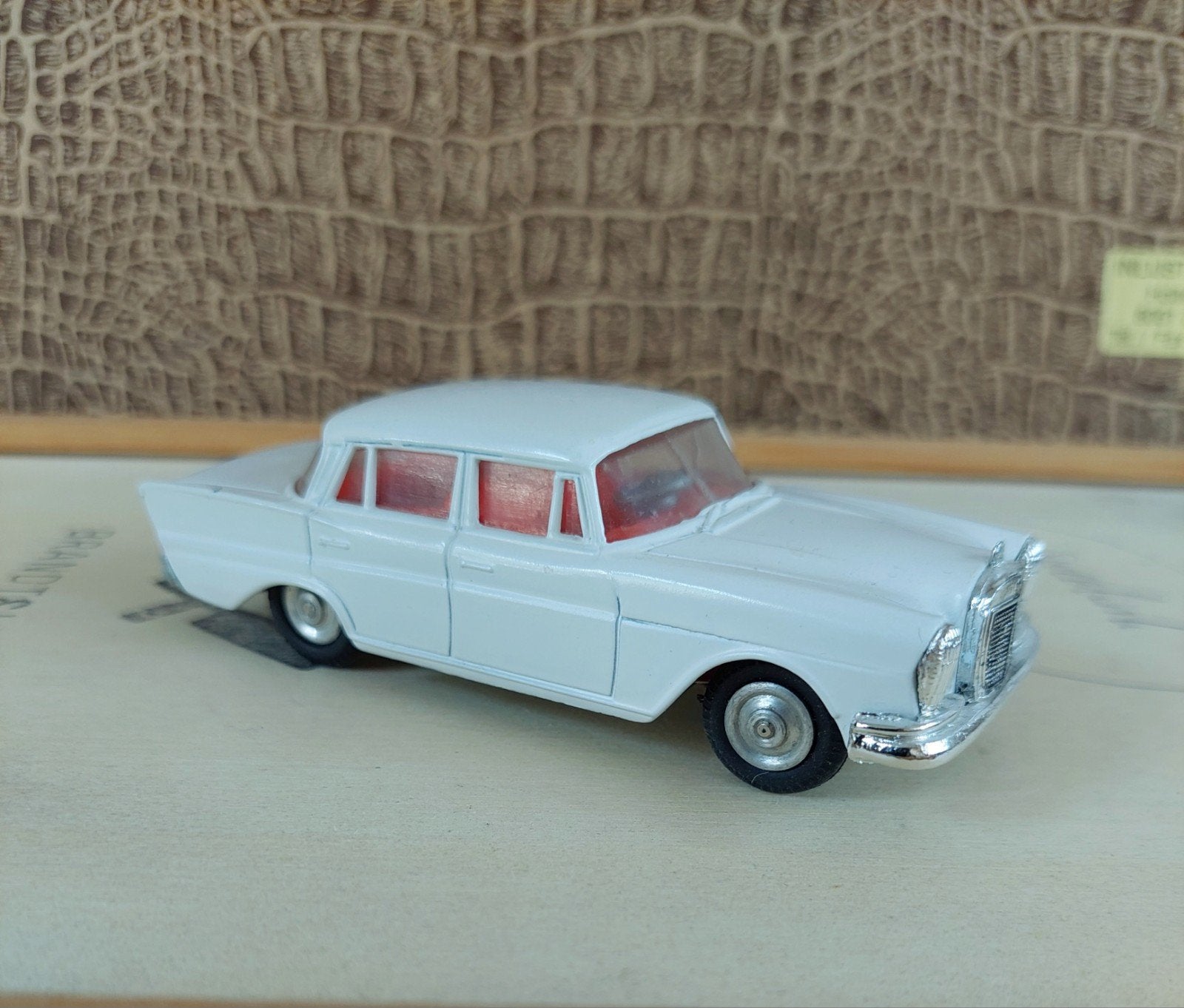 GAMA Mini- Mercedes Benz 220, Ophalen of Verzenden, Auto, Gama