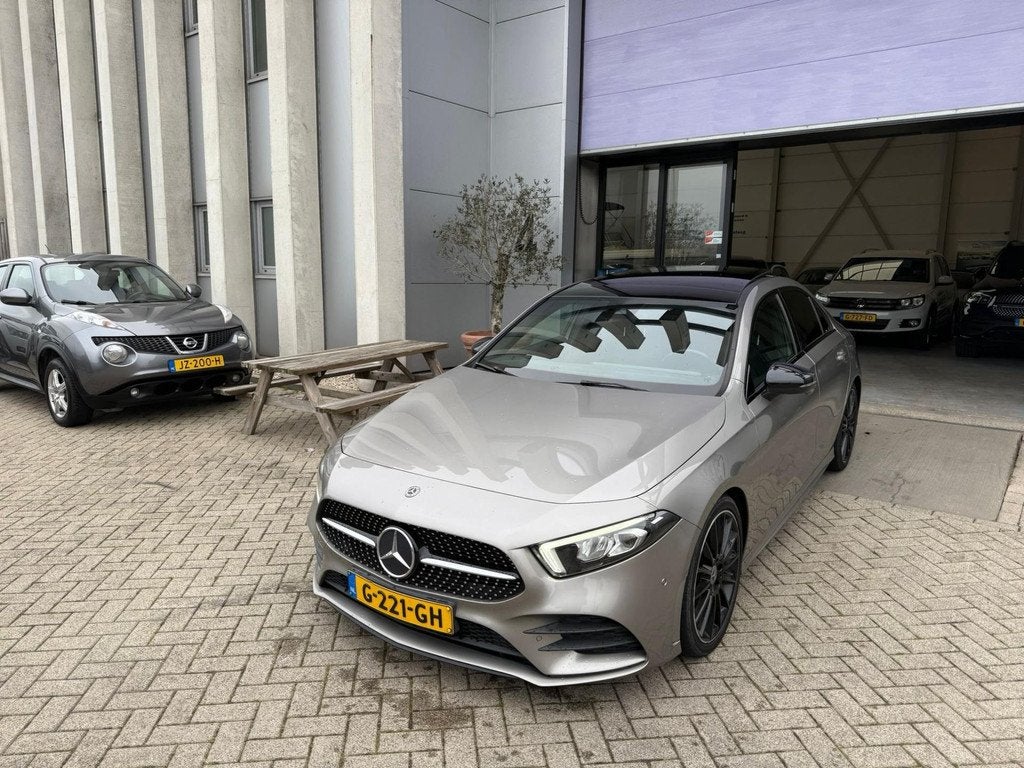Mercedes-Benz A-klasse 180 d AMG Edition! Limo! Automaat! PA, Gebruikt, 4 cilinders, 116 pk, Origineel Nederlands