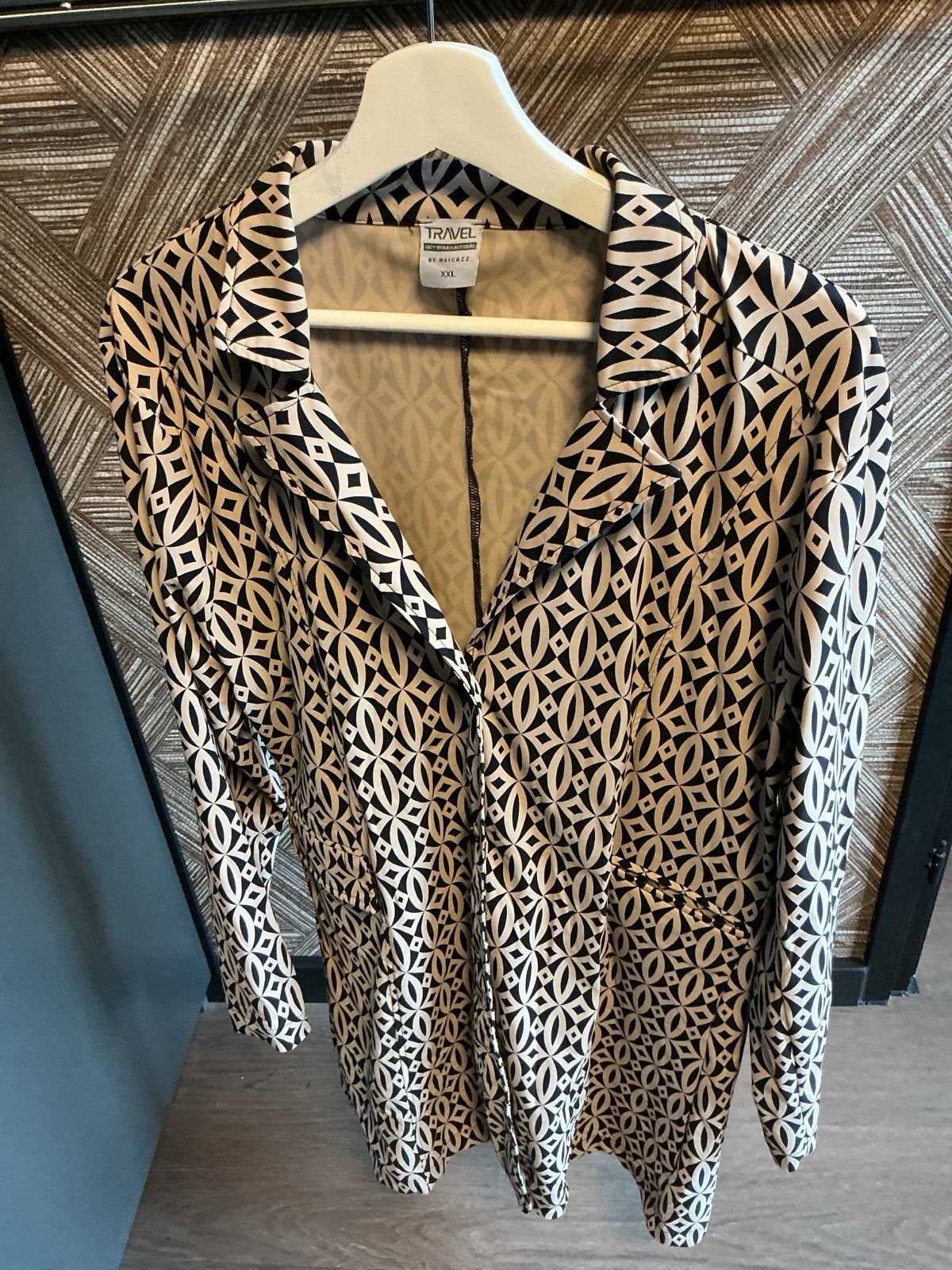 Travel by Maicazz Jasje XXL - Zwart/Beige Print Travelstof, Zwart, Maat 46/48 (XL) of groter, Ophalen of Verzenden, Zo goed als nieuw