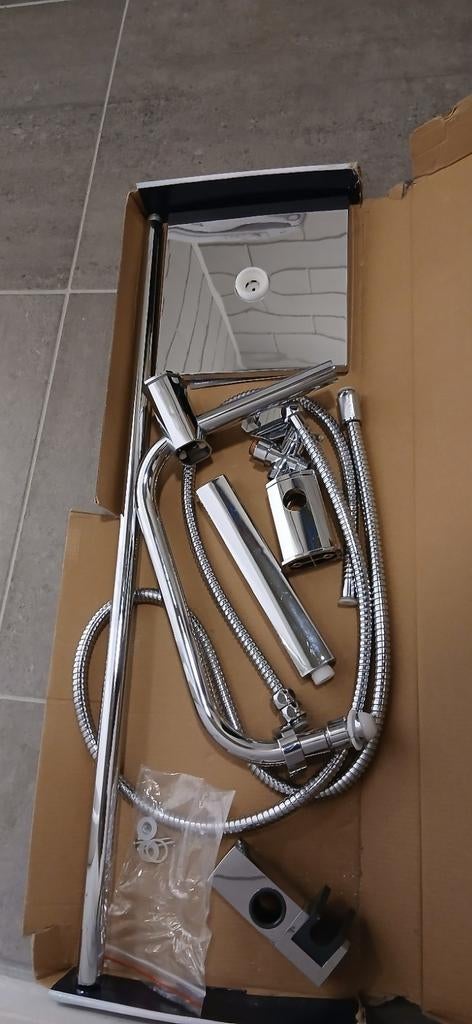 Nieuwe Doucheset Chroom - Complete Douche-installatie, Ophalen of Verzenden