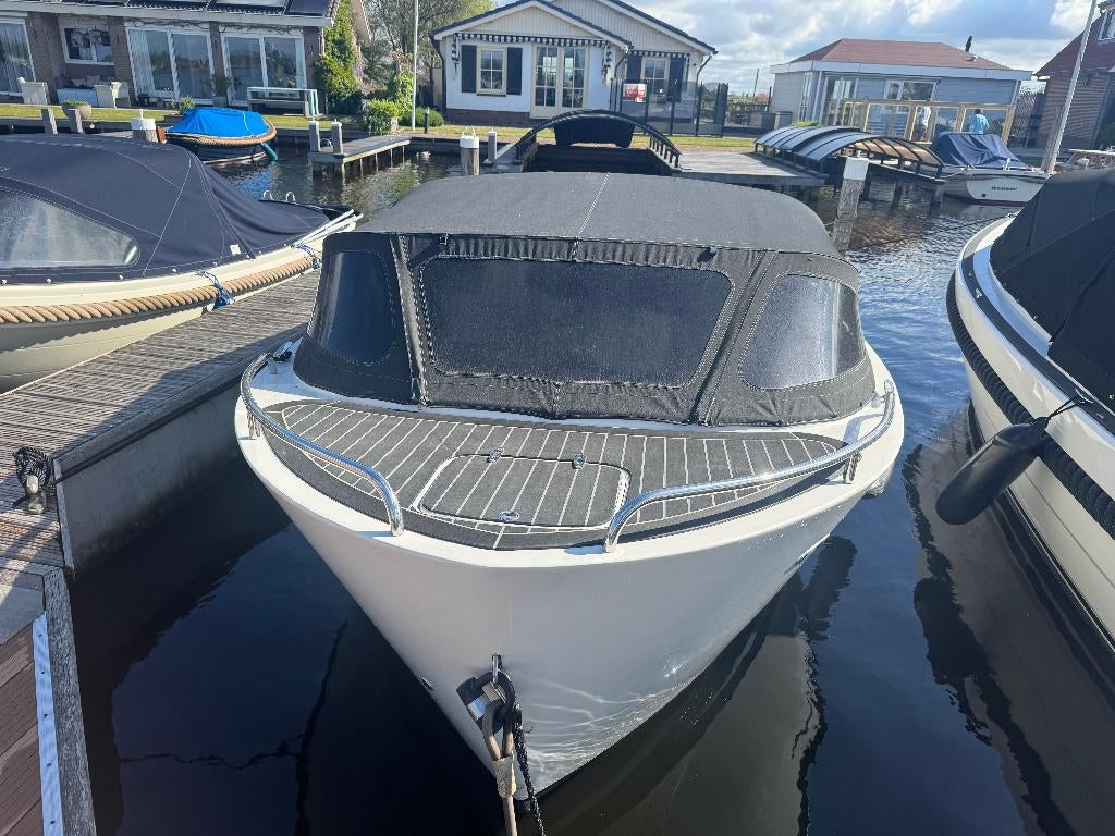 Primeur 710 met Suzuki 100 pk, Watersport en Boten, Ophalen, Zo goed als nieuw, Buitenboordmotor, Polyester