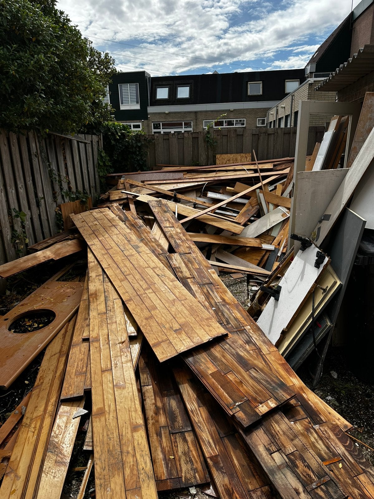 Divers hout (parket, laminaat, balken) gratis op te halen, Tuin en Terras, Ophalen, Zo goed als nieuw, 250 cm of meer, Balken