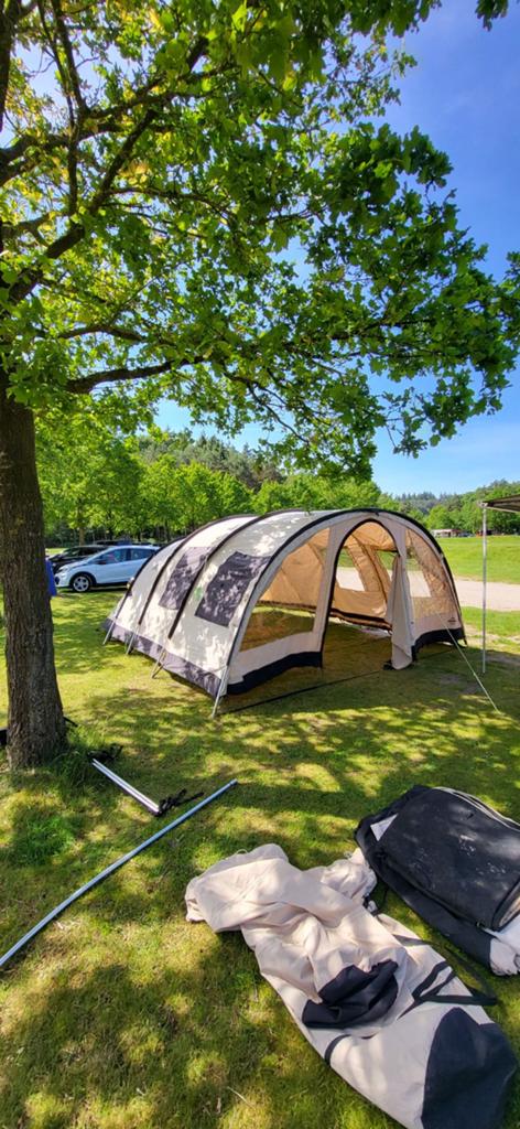 Obelink familia 6, Caravans en Kamperen, Tenten, Ophalen, Gebruikt, Tot en met 6