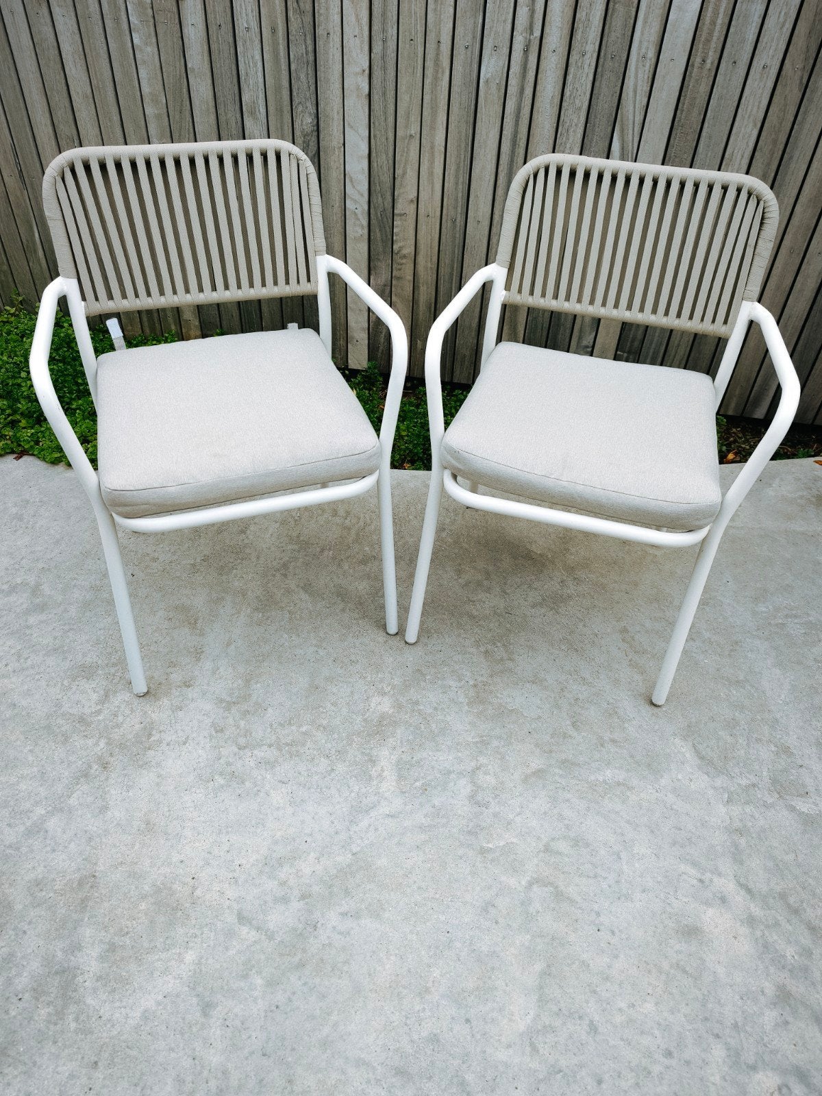 Tuinstoel Kwantum - Aluminium Wit met Taupe Kussens, Tuin en Terras, Ophalen, Gebruikt, Aluminium, Stapelbaar