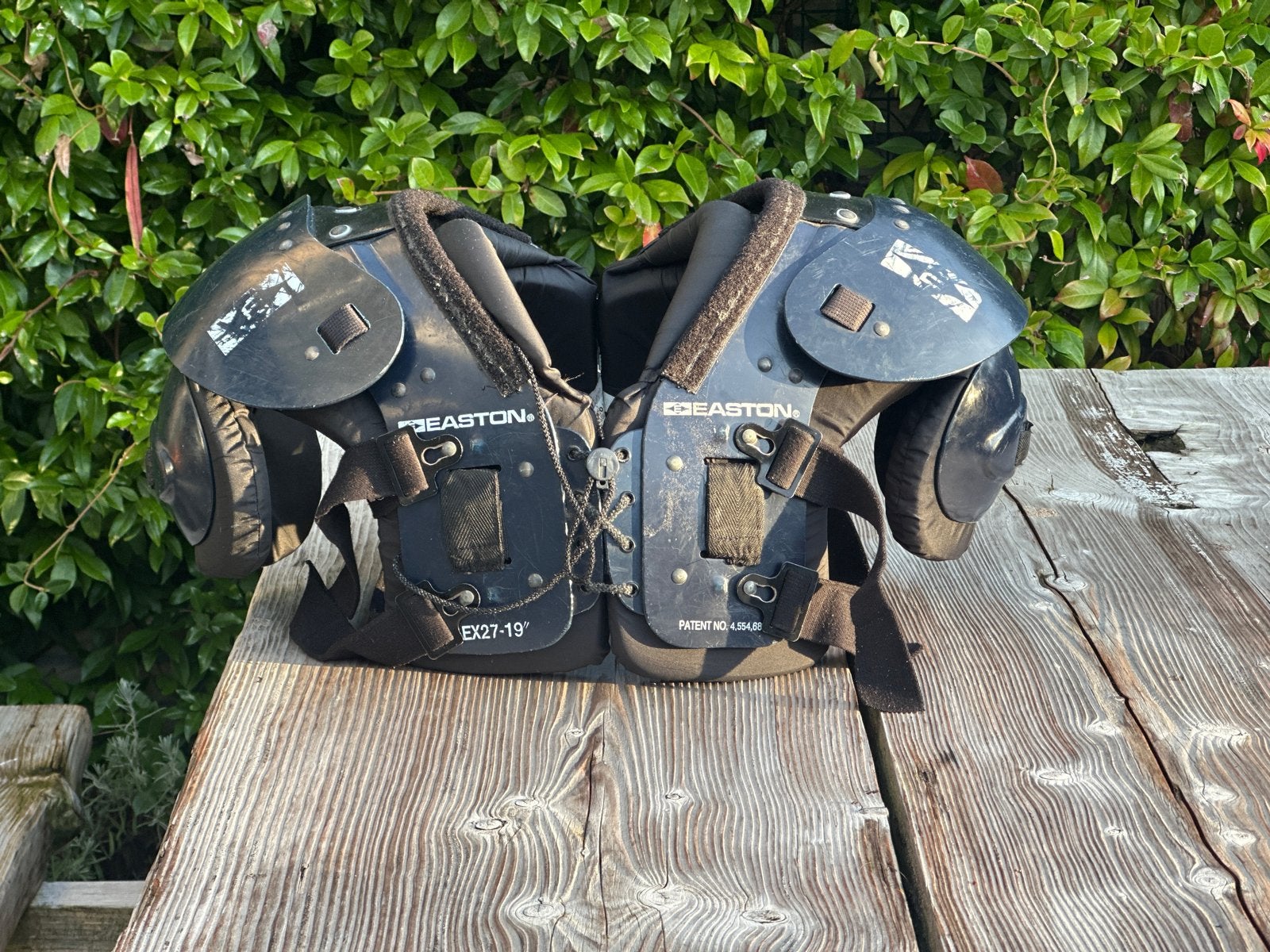 Easton EX27-19 Schouderbeschermers voor American Football, Ophalen of Verzenden, Gebruikt