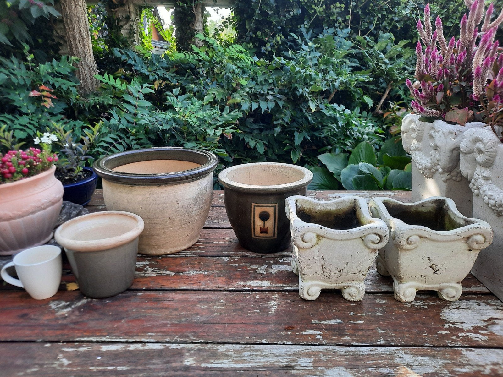 Leuke set 5 bloempotten aardewerk groen en beige, Ophalen, Gebruikt, Rond, Minder dan 40 cm