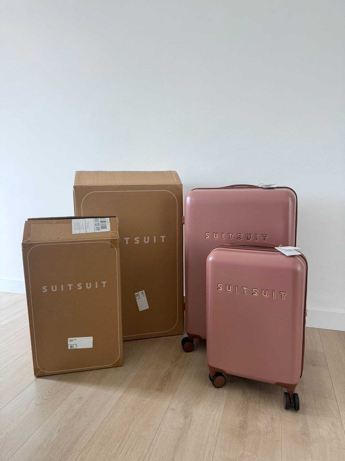 SUITSUIT kofferset - Old Rose - Nieuw!, Ophalen, Hard kunststof, Slot, Zo goed als nieuw