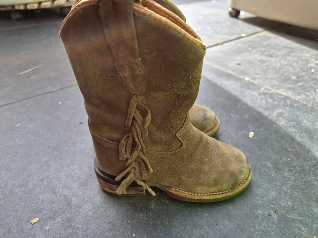 Stoere suède kinder laarzen bootstock maat 31, Bruin, Lage of Enkellaarzen, Ophalen of Verzenden, Onbekend