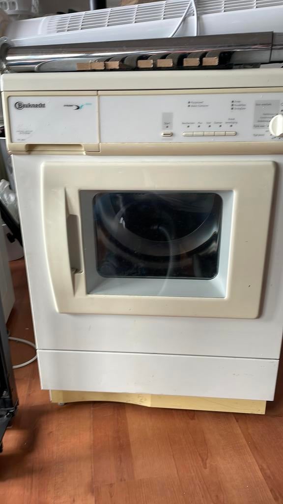 Bauknecht wasdroger, Witgoed en Apparatuur, Wasdrogers, Ophalen, Wolprogramma, Gebruikt, 8 tot 10 kg