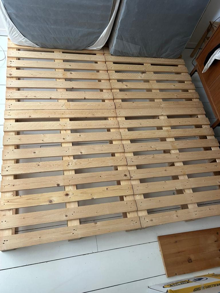 4 pallets 90x100 voor palletbed, Ophalen, 90 cm, Eenpersoons, Zo goed als nieuw