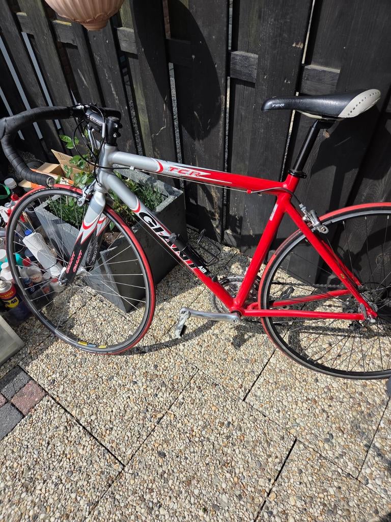 Giant TCR Racefiets - Rood/Zilver, Gebruikt, Fietsen en Brommers, Fietsen | Racefietsen, 28 inch, Gebruikt, Aluminium, Meer dan 20 versnellingen