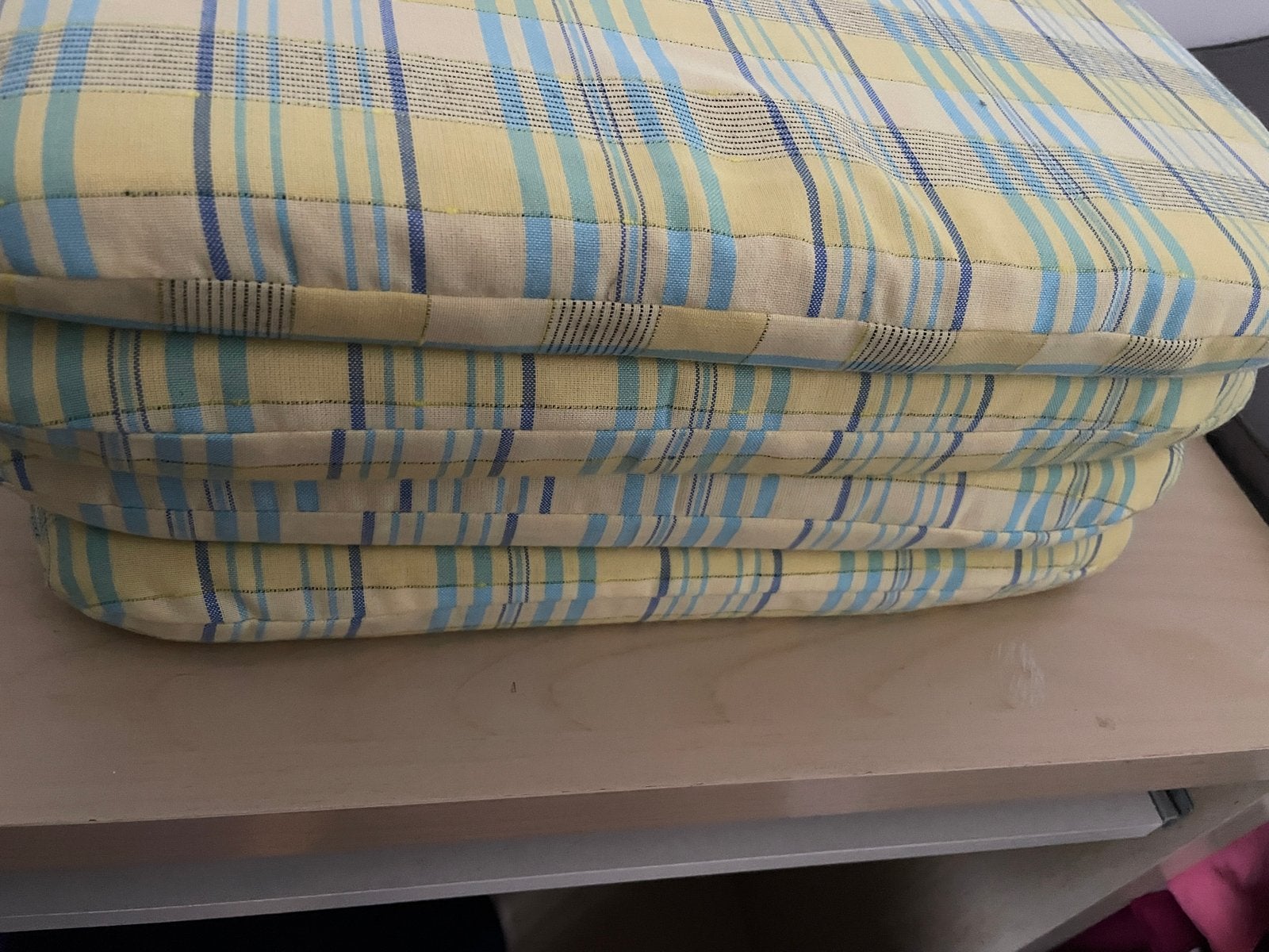 Set van 4 geruite zitkussens, geel/blauw, Overige merken, Gebruikt, Vierkant, Geschikt voor buiten
