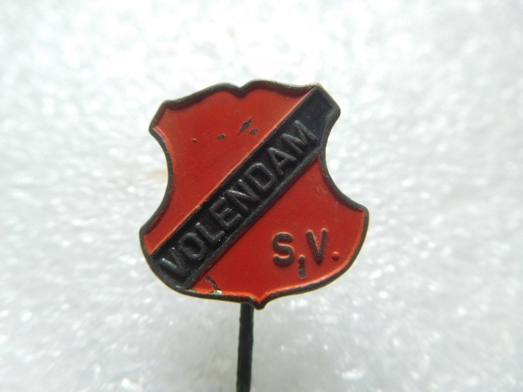 speldje sv Volendam, Verzamelen, Speldjes, Pins en Buttons, Verzenden, Zo goed als nieuw, Overige onderwerpen