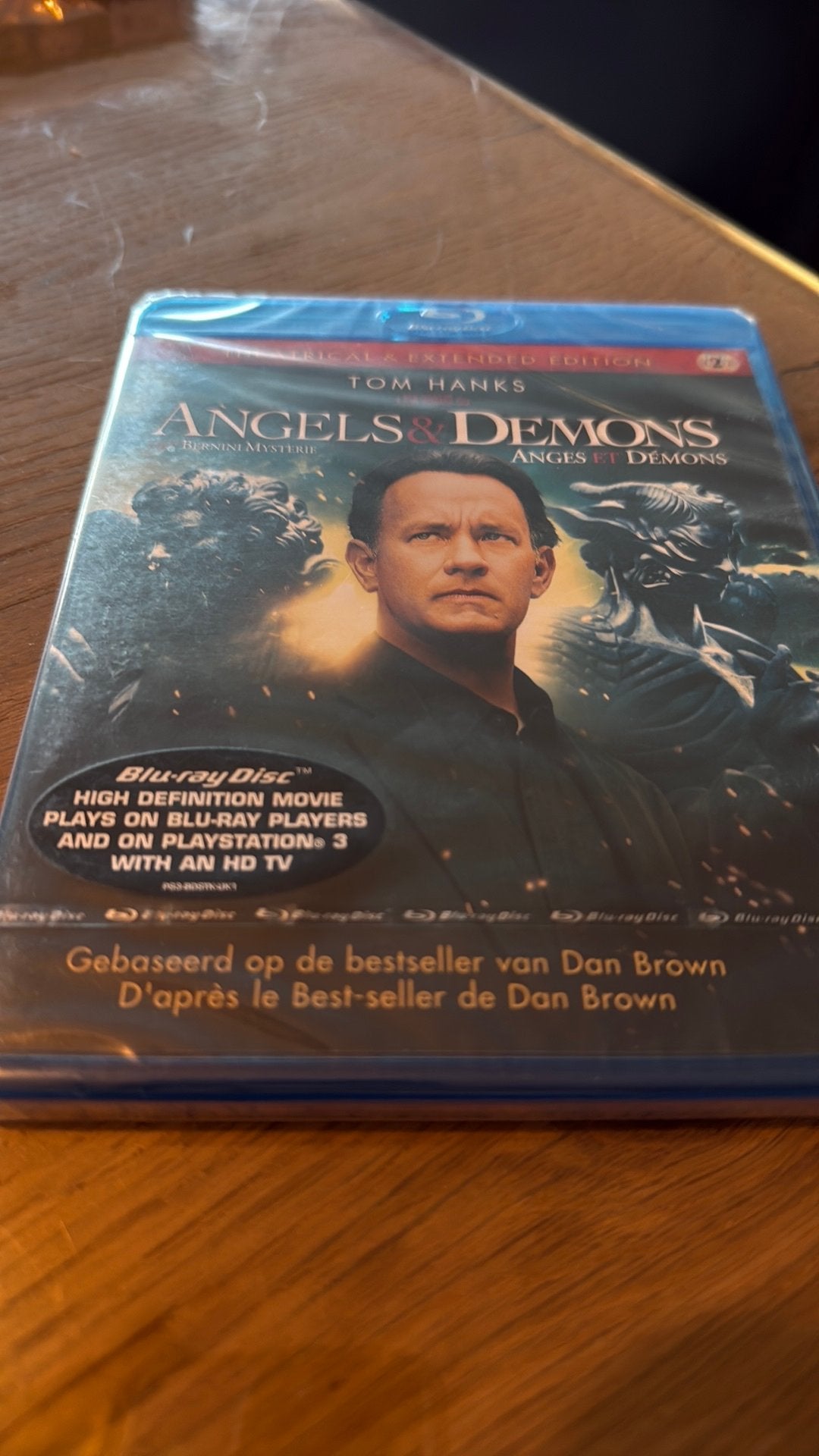 Angels en demons, Ophalen of Verzenden, Zo goed als nieuw