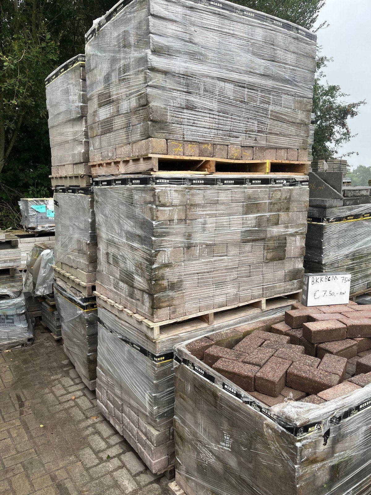 Mooie partij gebruikte betonklinkers 8cm - 75m², Gebruikt, Klinkers, Ophalen of Verzenden, 10 m² of meer