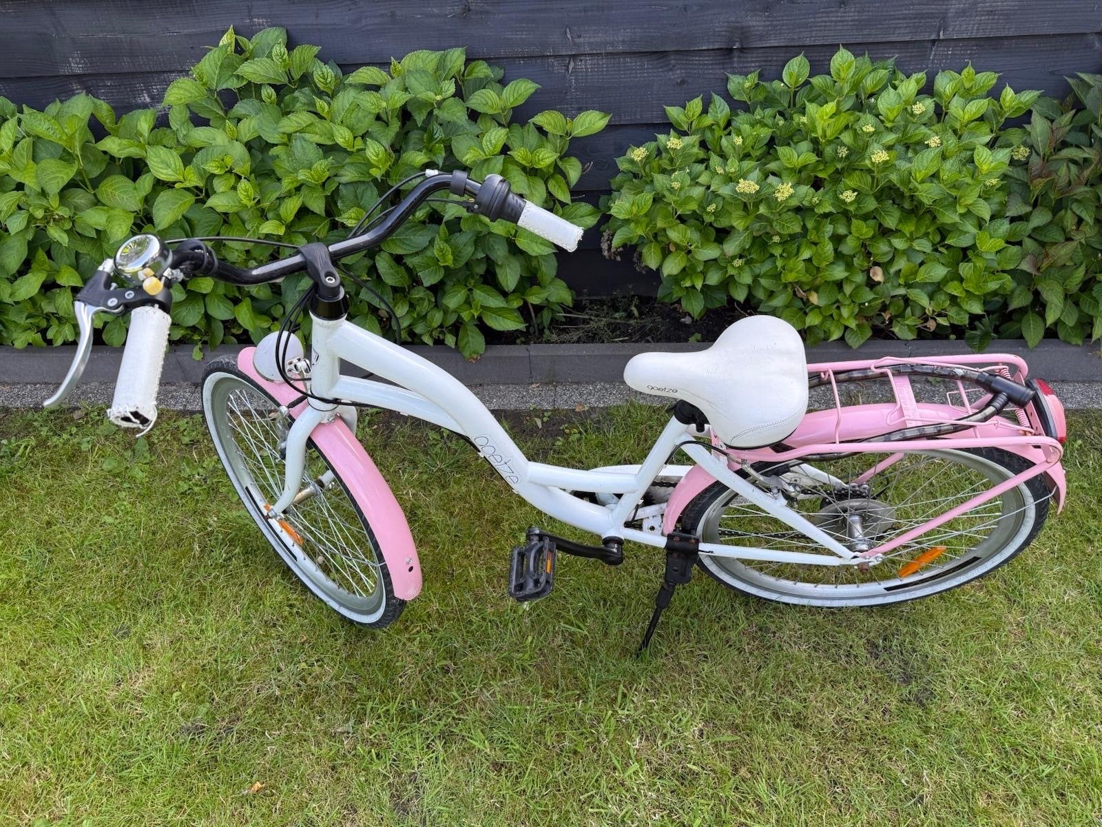 Mooie roze/witte fiets in goede staat - ideaal voor jong en, Terugtraprem, Gebruikt, Versnellingen, 50 tot 53 cm