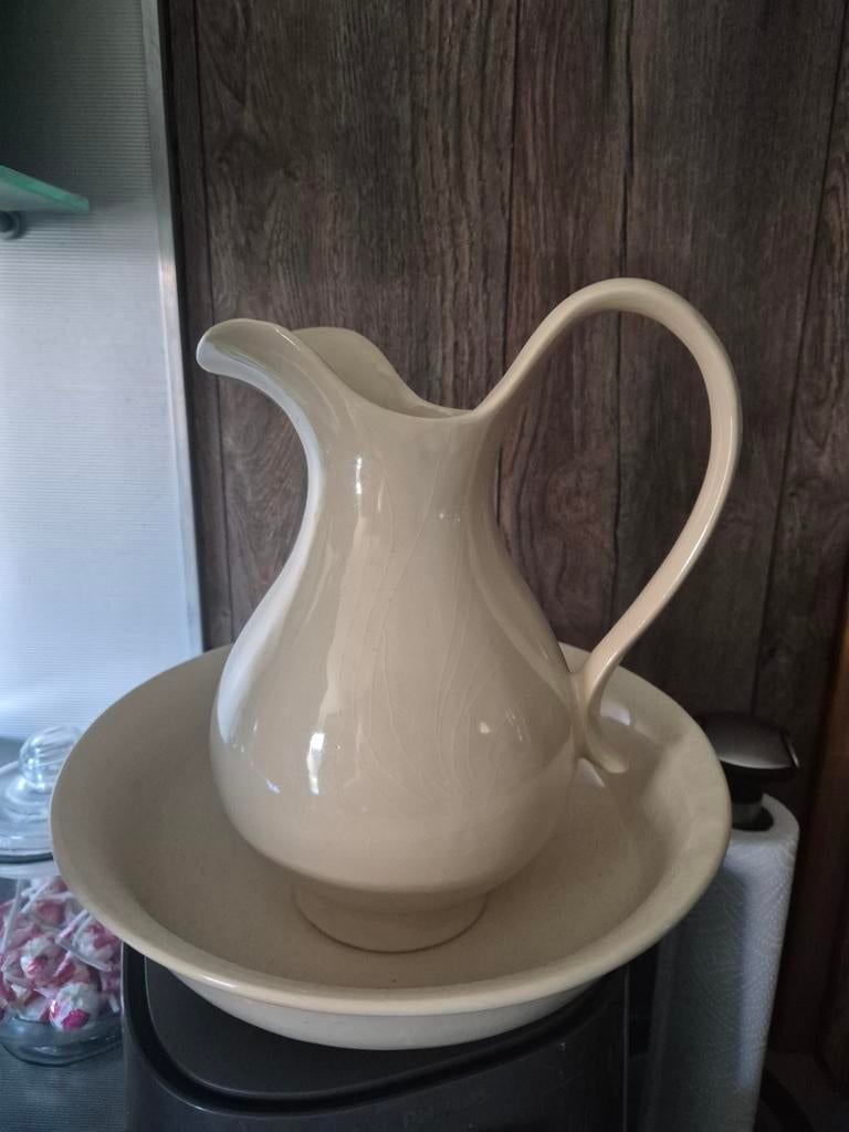 Vintage Crèmekleurige Kan en Kom Set - Decoratief, Ophalen of Verzenden