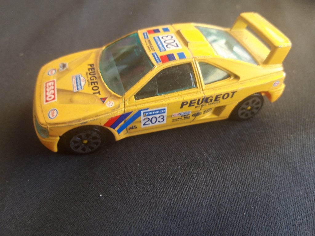 Peugeot 405 T16 geel – Bburago 1:43, Ophalen of Verzenden, Gebruikt, Auto, Overige merken