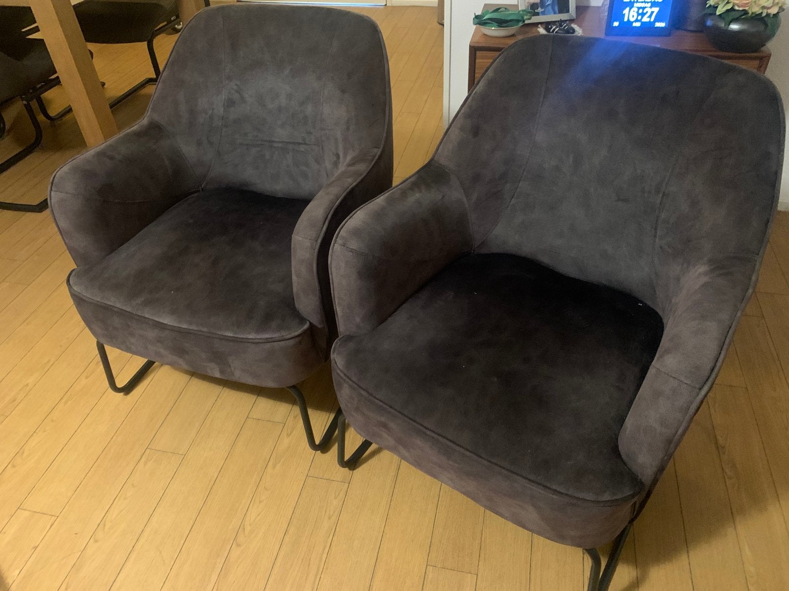 2 perfecte fauteuil stoelen, Huis en Inrichting, Stoelen, Ophalen, Zo goed als nieuw, Grijs