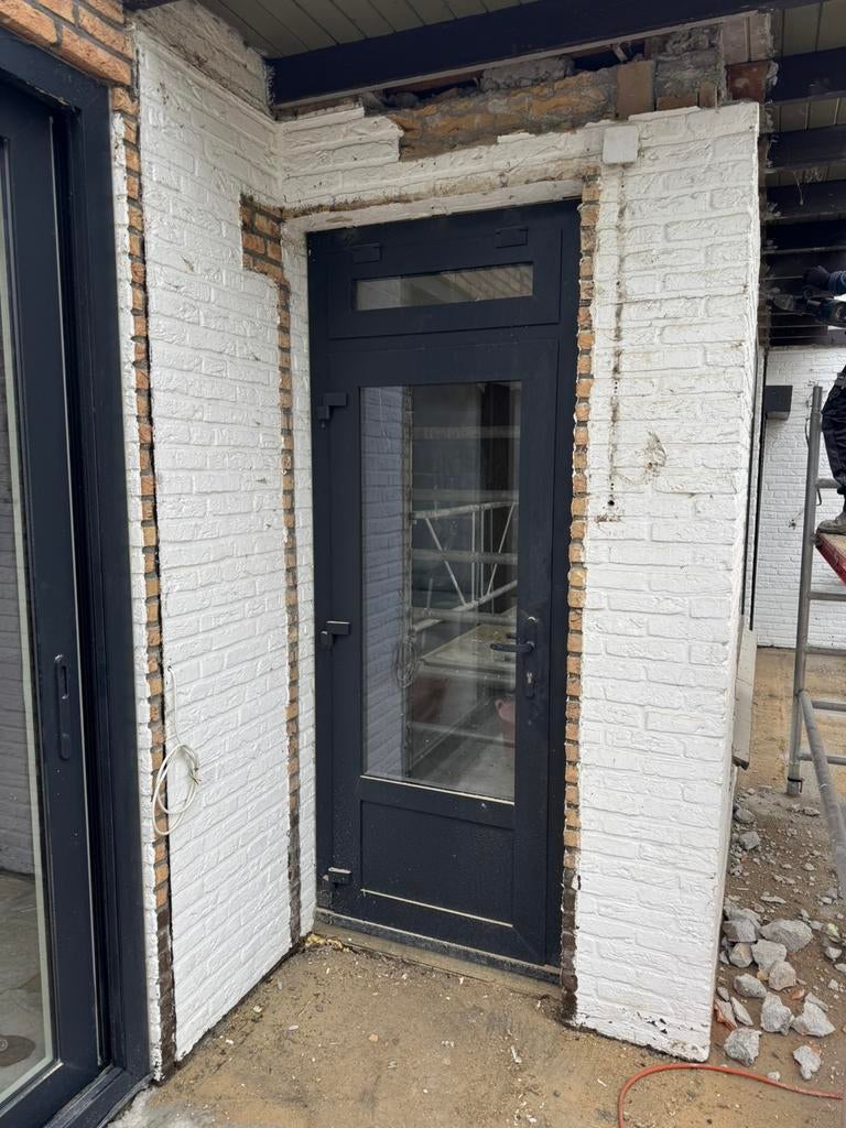 Aluminium deurkozijn, Deurkozijn, Aluminium, Zo goed als nieuw, Inclusief glas