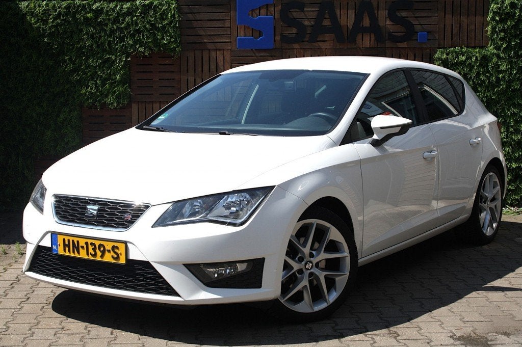 Seat LEON 1.4 TSI FR / Airco / Alcantara / LM velgen, 125 pk, Gebruikt, 4 cilinders, Met garantie (alle)