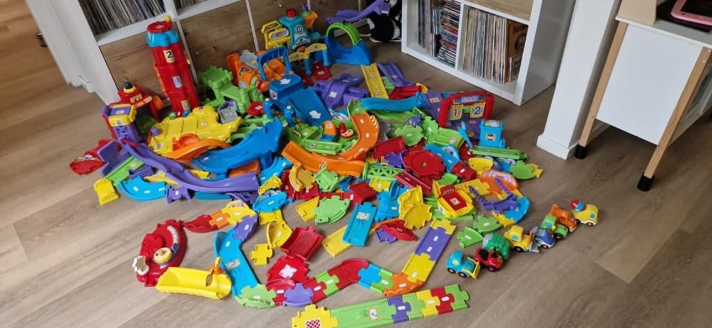 Grote hoeveelheid Vtech Toet Toet auto's onderdelen, Ophalen, Gebruikt, 2 tot 4 jaar