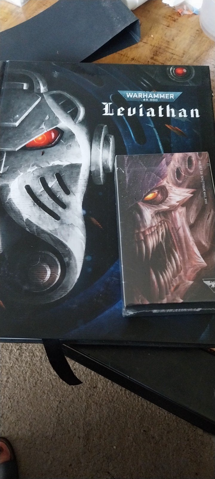 Warhammer 40,000 Leviathan Boek en Kaartendeck, Ophalen of Verzenden, Zo goed als nieuw, Warhammer 40000, Boek of Catalogus
