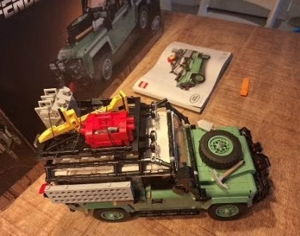 Lego Technic Land Rover Defender 10317 compleet, Kinderen en Baby's, Speelgoed | Duplo en Lego, Ophalen, Zo goed als nieuw