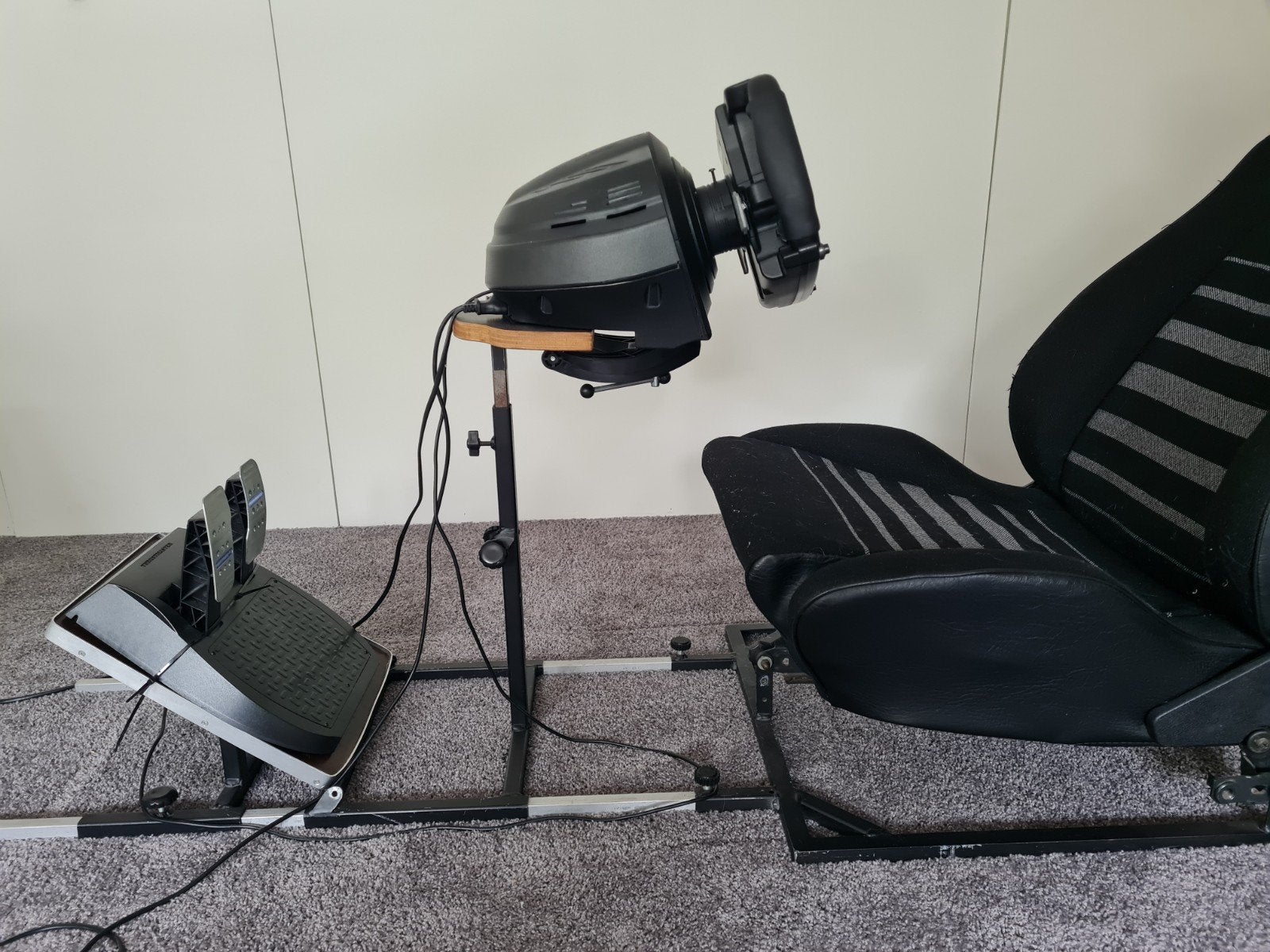 PS4 met racestuur, pedalen, stoel en 4 games, Gebruikt, 1 speler, Racen en Vliegen, Virtual Reality