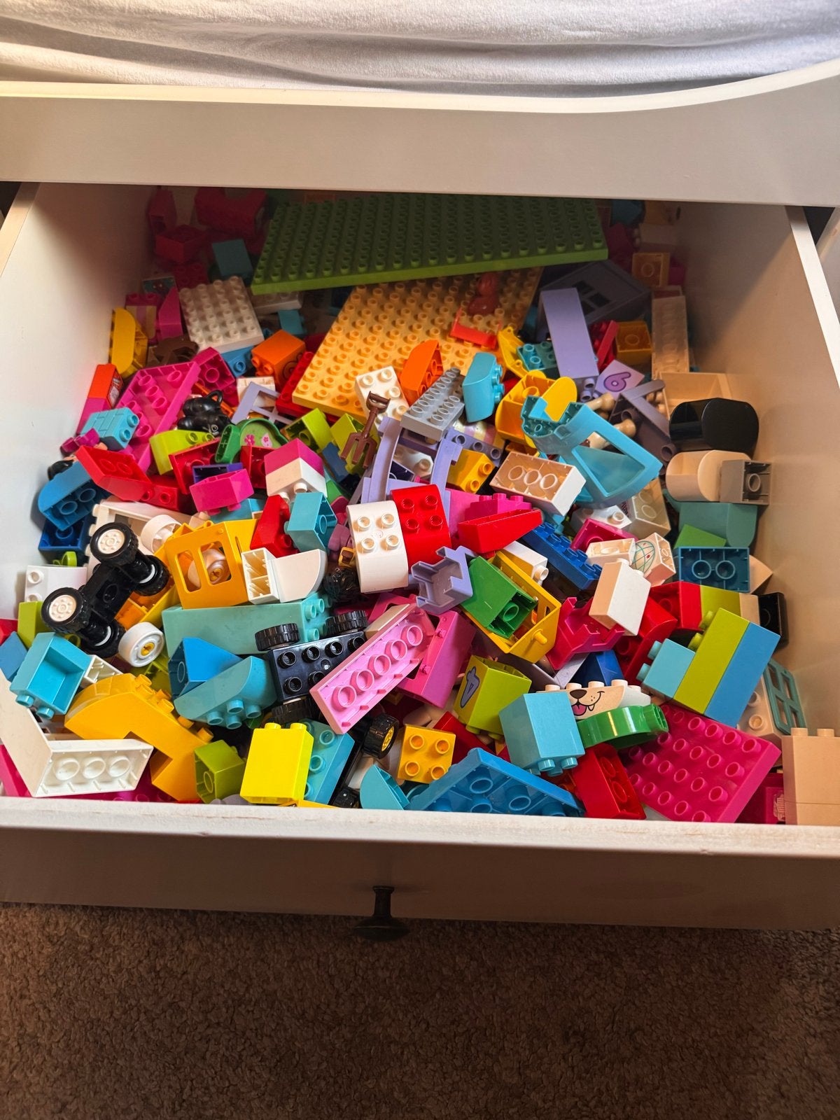 Grote partij LEGO Duplo met grondplaat en trein, Gebruikt, Ophalen of Verzenden, Duplo, Inclusief accessoires