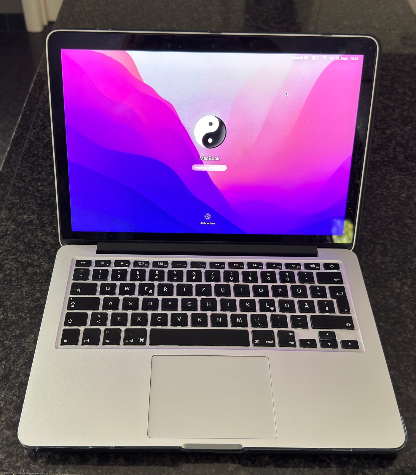 MacBook Pro A1502 (oplader kapot), MacBook Pro, Gebruikt, 2 tot 3 Ghz, Qwerty