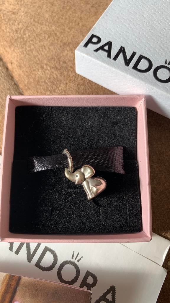 Pandora olifantje origineel €15, Ophalen of Verzenden, Zo goed als nieuw, Zilver, Pandora