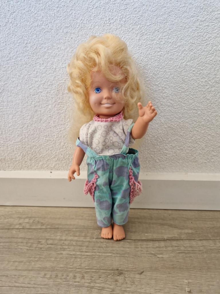 Playskool Dolly surprise vintage retro pop holly haren groei, Ophalen of Verzenden, Zo goed als nieuw, Barbie