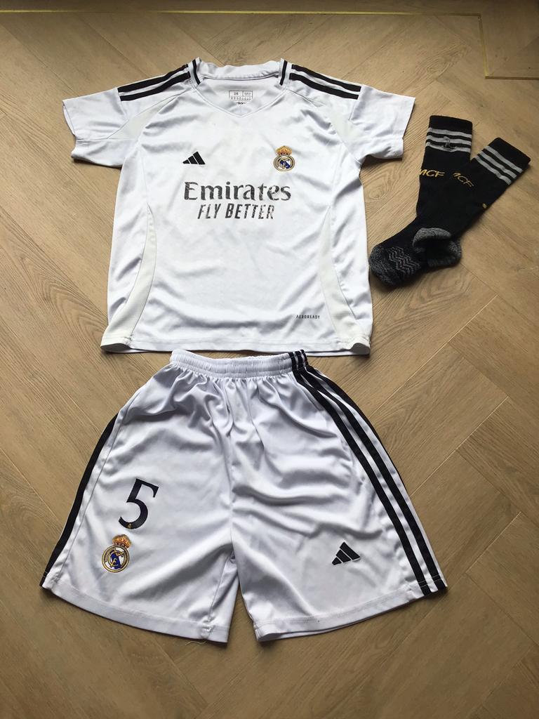 Real madrid tenue 24/25 Jude Bellingham, Maat XS of kleiner, Ophalen of Verzenden, Zo goed als nieuw, Shirt