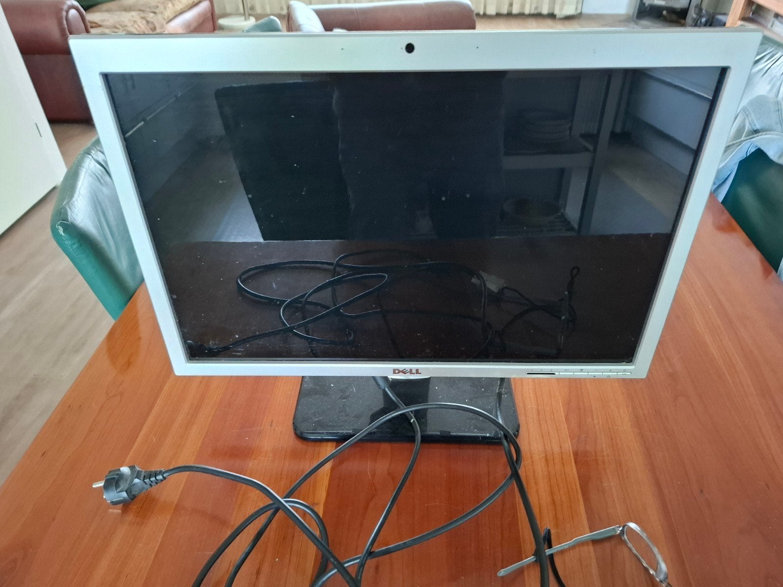 Dell monitor met DVI-aansluiting en stroomkabel, Computers en Software, Monitoren, Ophalen, Zo goed als nieuw, DVI, Dell