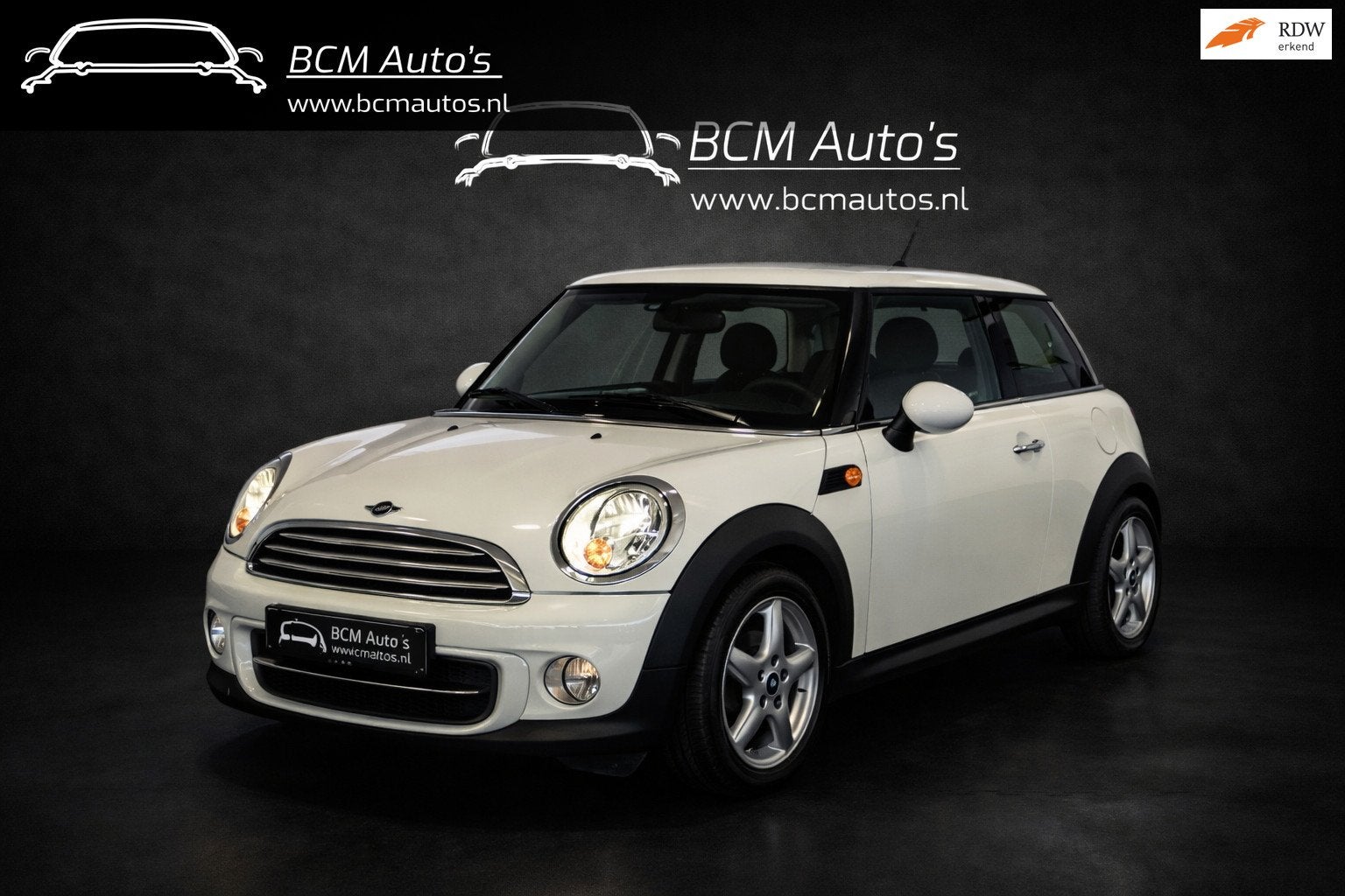 Mini Cooper 1.6 One Chili |Leer|Harman/Kardon|Stoelverwaming, Auto's, Mini, Voorwielaandrijving, Zwart, 4 stoelen, Wit