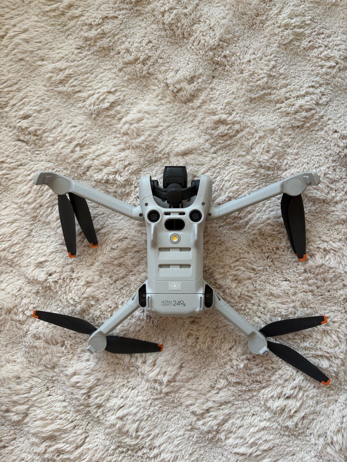 DJI Mini 4 Pro Fly More Combo - Zo goed als nieuw, Audio, Tv en Foto, Drones, Auto Follow, 30 tot 45 minuten, Cameradrone, Ophalen of Verzenden