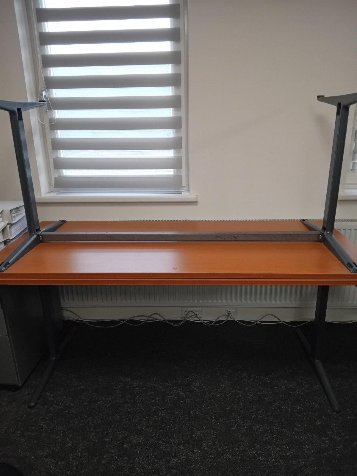 Gratis twee bureaus af te halen (180x80 cm), Ophalen, Gebruikt