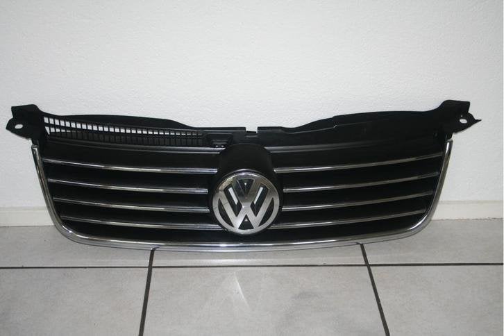 Grill VW PASSAT VARIANT (COMBI), Niet ingevuld, Gebruikt, Niet ingevuld, Bumper