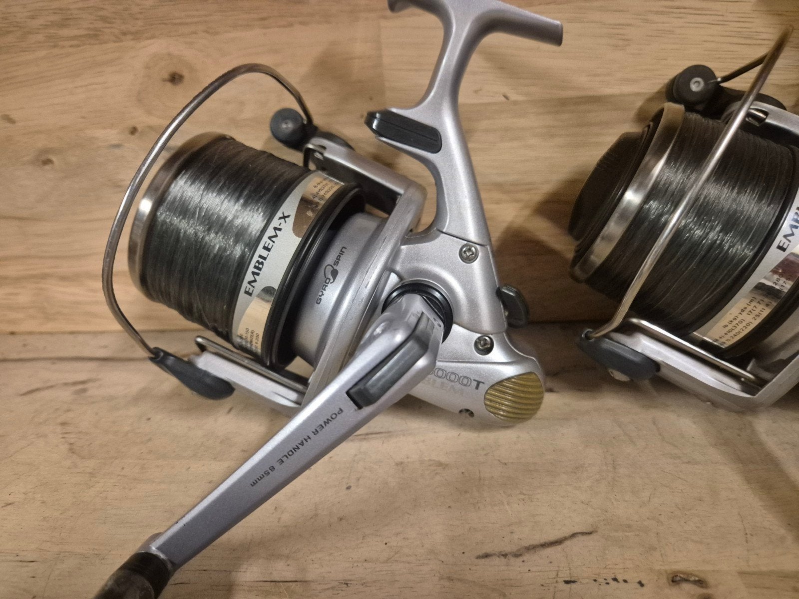 3x daiwa emblem x5000t karpermolens., Ophalen of Verzenden, Gebruikt, Molen