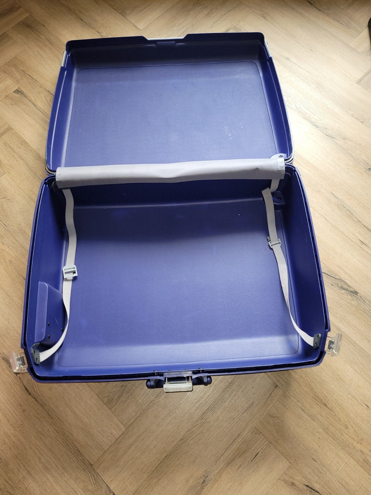 2 samsonite Koffers - Hard kunststof met slot en wieltjes, Ophalen, Gebruikt, 50 tot 60 cm, Hard kunststof