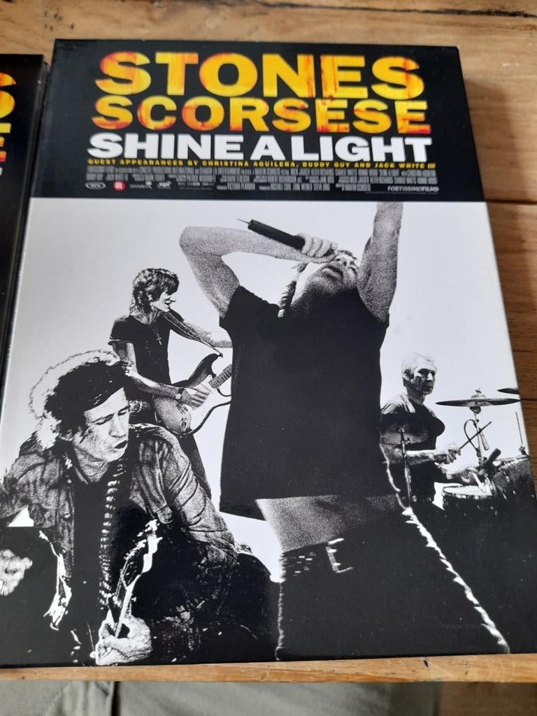The Rolling Stones - Shine a Light (DVD Boxset), Alle leeftijden, Boxset, Muziek en Concerten, Ophalen of Verzenden