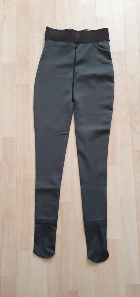 Thermische legging met voetstukken L als nieuw, Ophalen of Verzenden, Zo goed als nieuw, Maat 44/46 (L), Legging