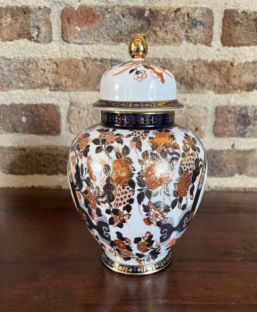 Saji Imari Japanse pot met deksel, Antiek en Kunst, Ophalen of Verzenden