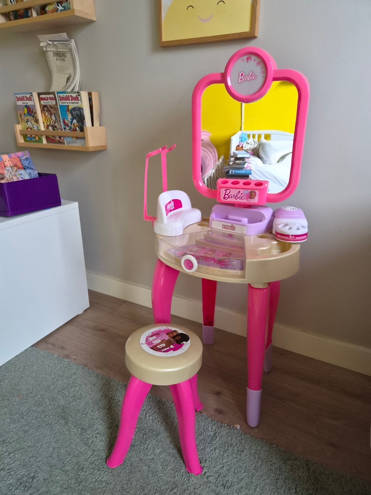 Barbie kaptafel met krukje - Roze speelset, Ophalen, Zo goed als nieuw, Meisje