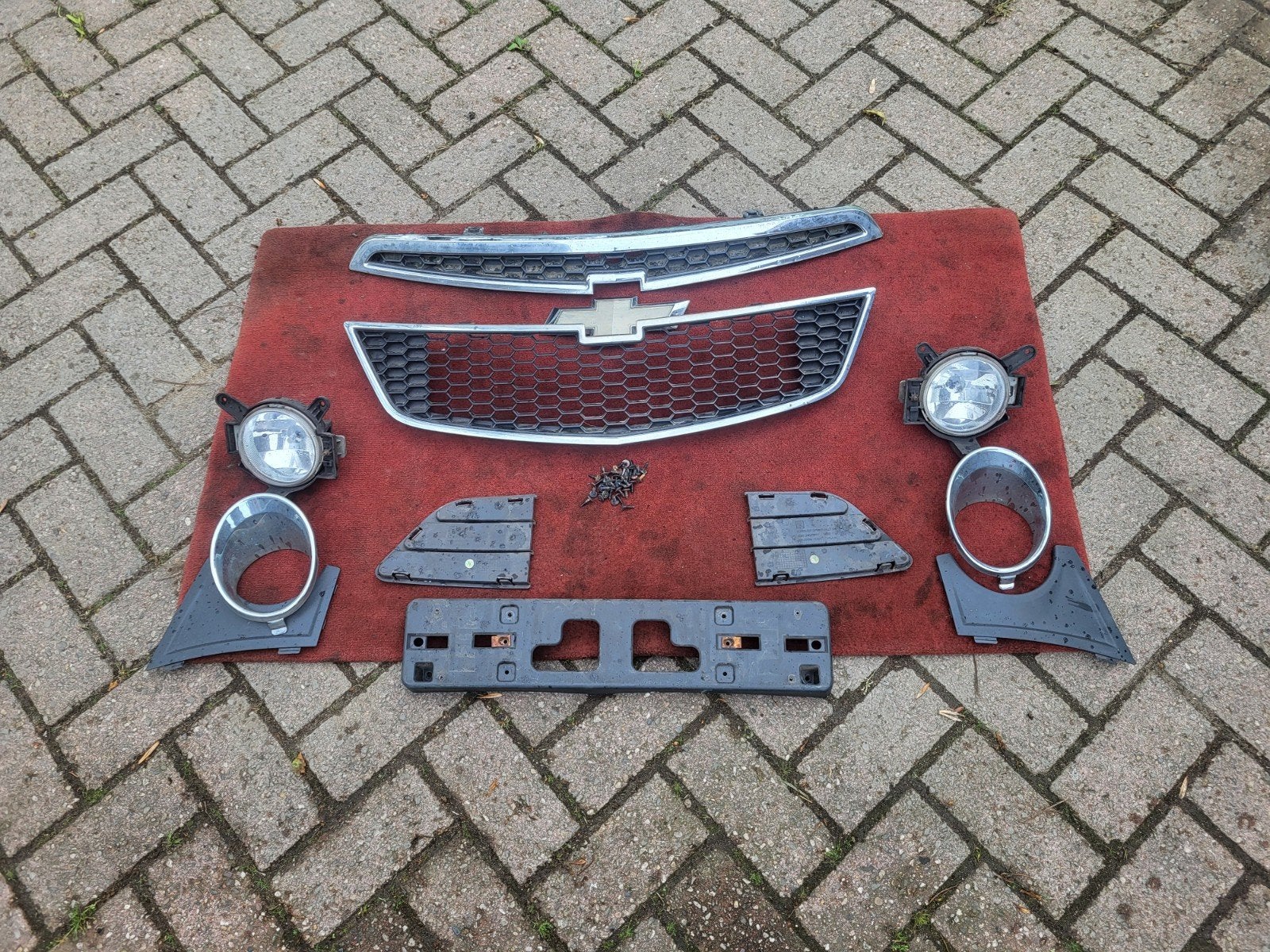 Chevrolet spark voorbumper delen mistlampen l+r grill delen, Ophalen of Verzenden, Chevrolet, Bumper