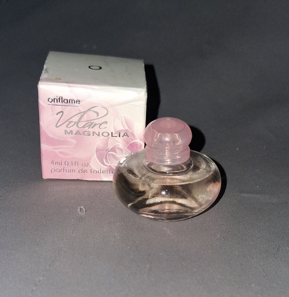 Volle parfum mini - Oriflame , volaire magnolia + doosje, Ophalen of Verzenden, Zo goed als nieuw, Miniatuur