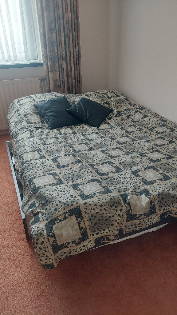 Bed, Huis en Inrichting, Slaapkamer | Bedden, Ophalen, Strak, Gebruikt, Zwart