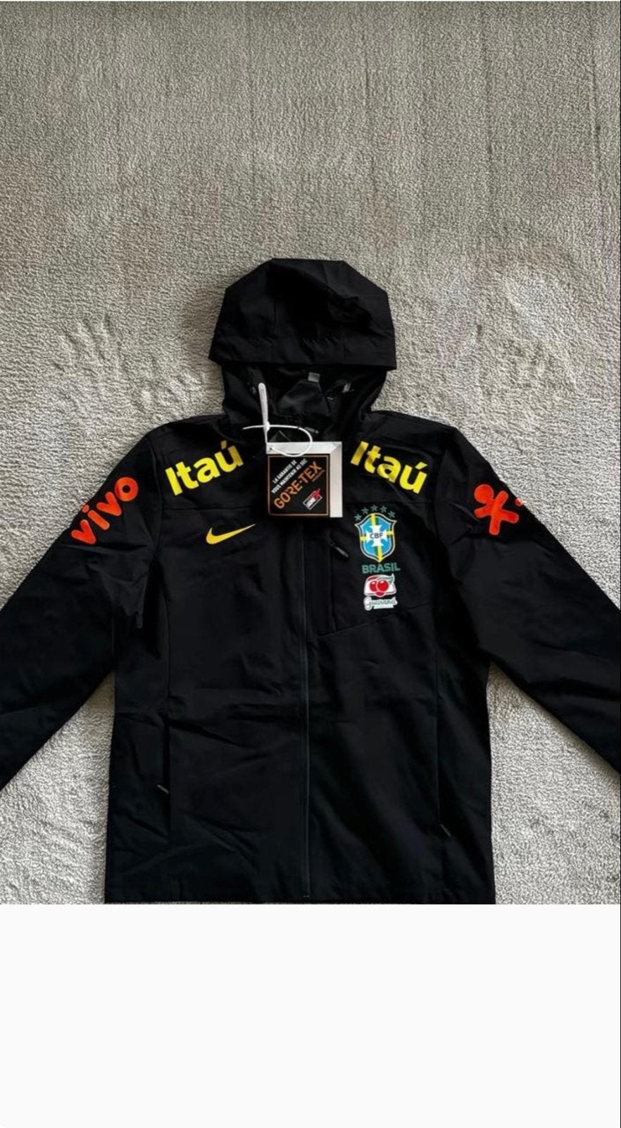 Nike Brazilië Gore-Tex Jas - Nieuw met labels, Maat 48/50 (M), Zwart, Nieuw, Ophalen of Verzenden