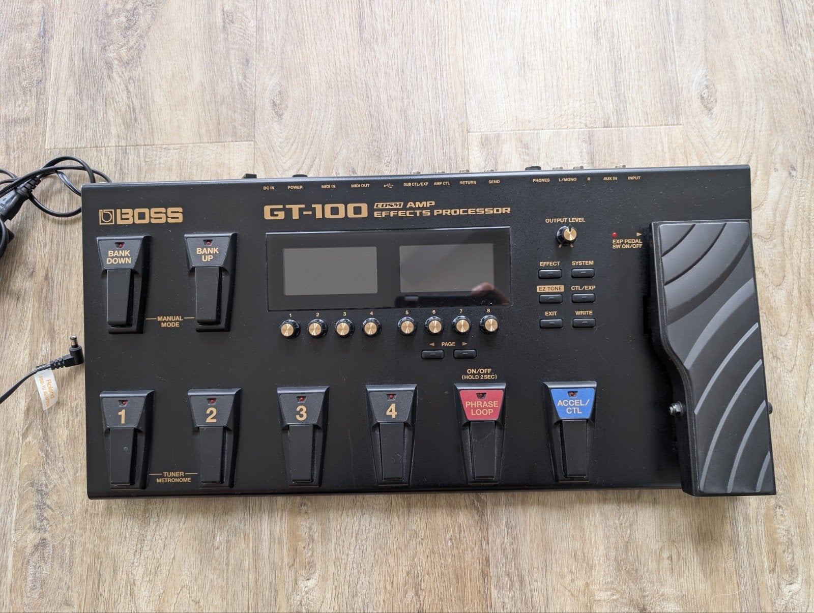 Boss GT-100 Multi-effect Processor inclusief draagtas, Muziek en Instrumenten, Effecten, Zo goed als nieuw, Multi-effect, Ophalen